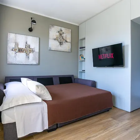 Suite Home Ladispoli Appartement *